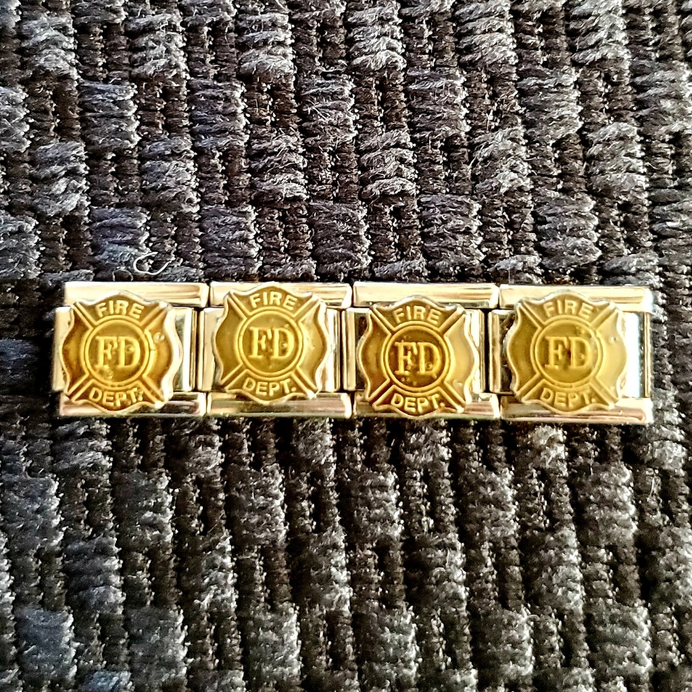 🛍BOGO 50% OFF❗NWOT 🚒 Handmade Fire Maltese Cross logo Italian Charm